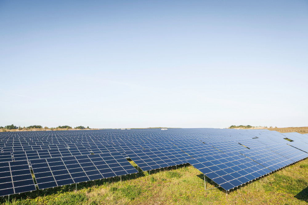 Les Panneaux Solaires Photovoltaïques : Un Atout majeur pour la Transition Énergétique